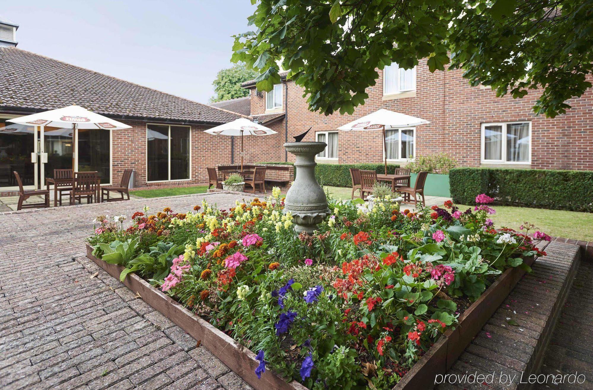 Orida Hotels Newbury Newbury (Berkshire) Exterior foto